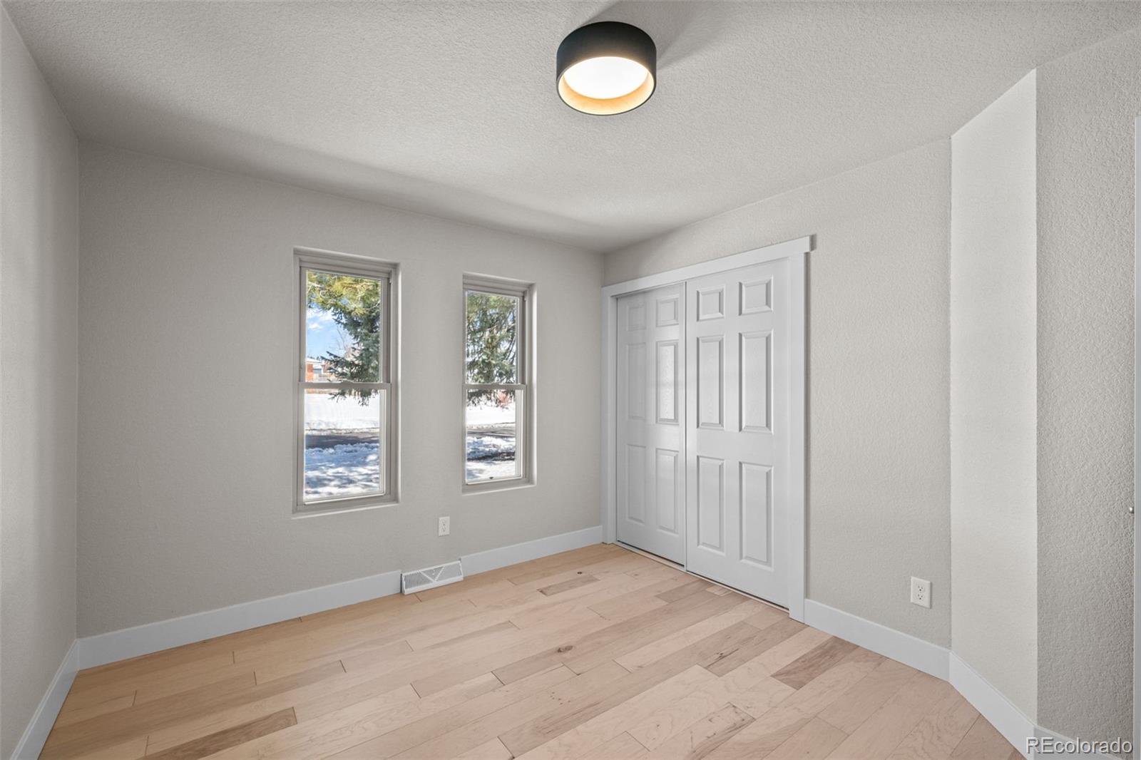 6132 W Fremont Drive