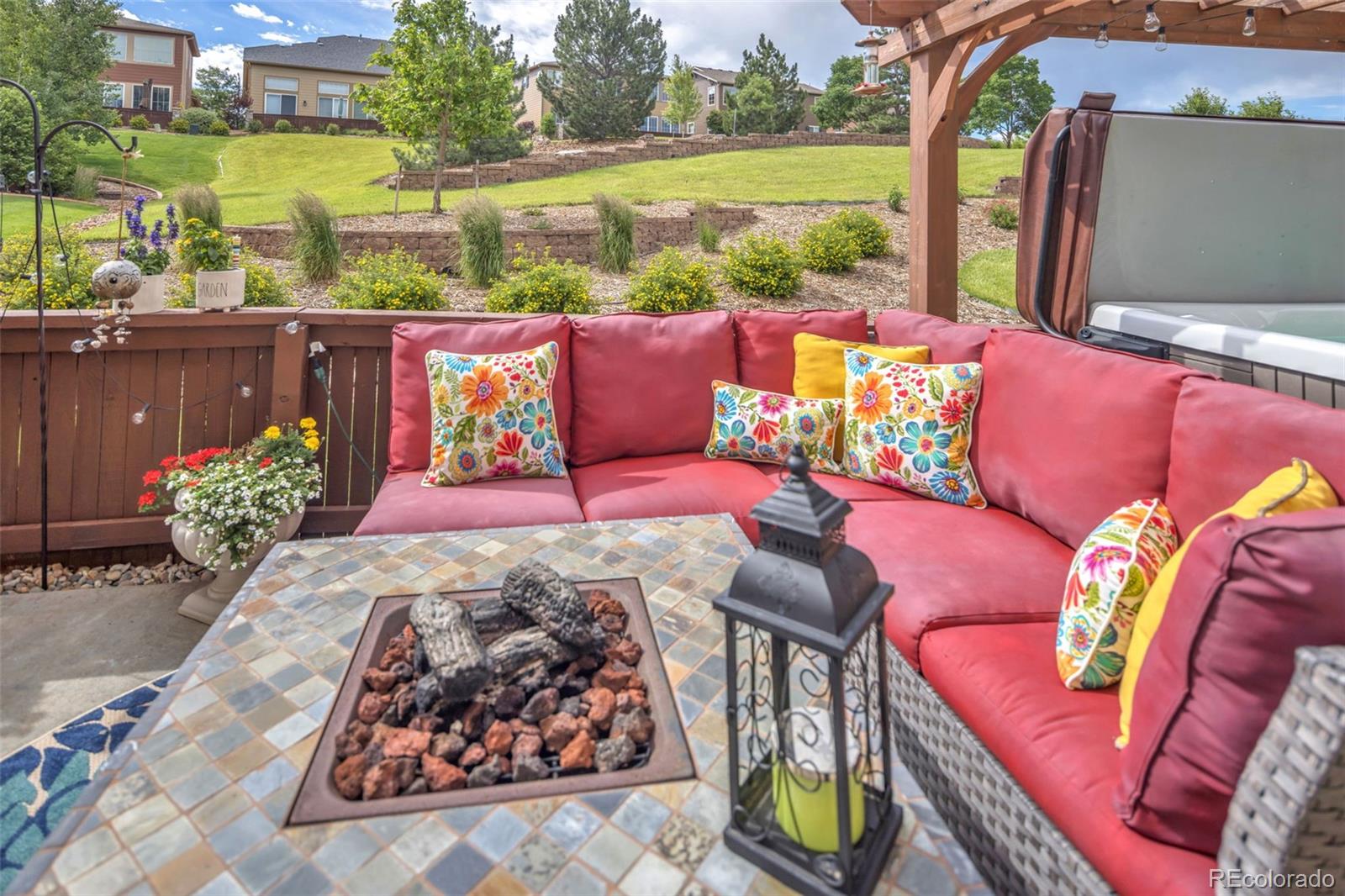 10538 Ashfield Street