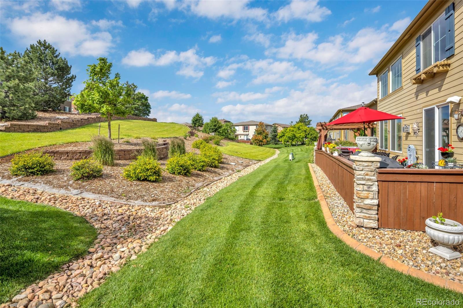 10538 Ashfield Street