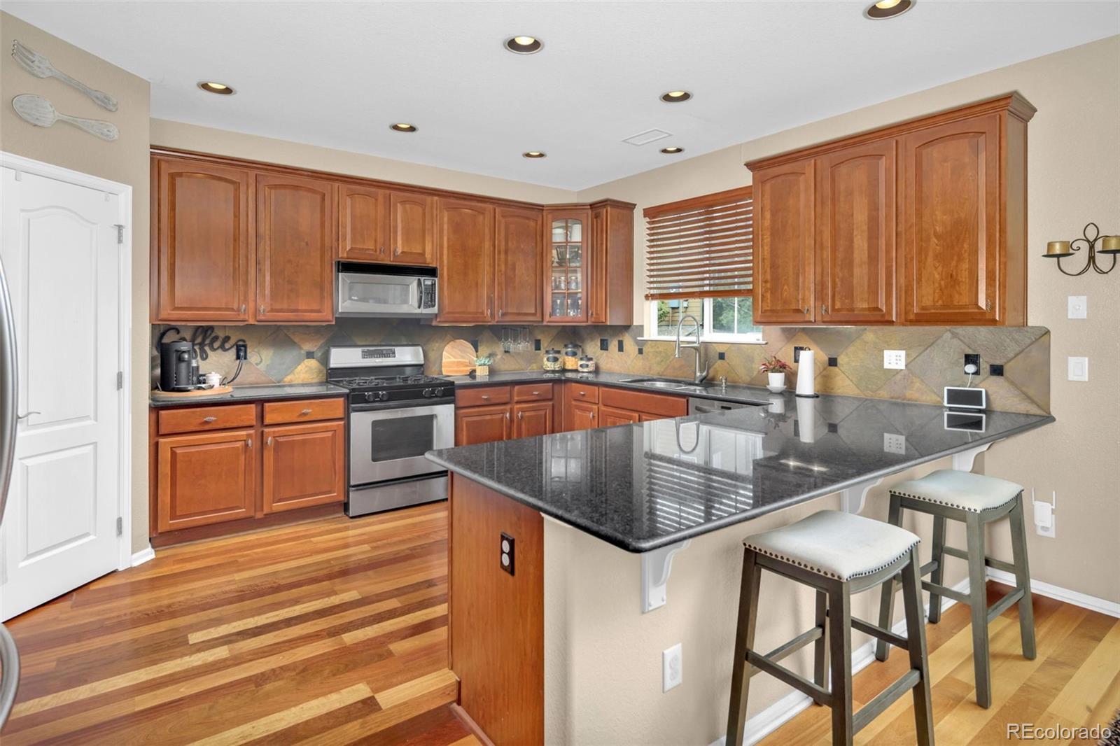 10538 Ashfield Street