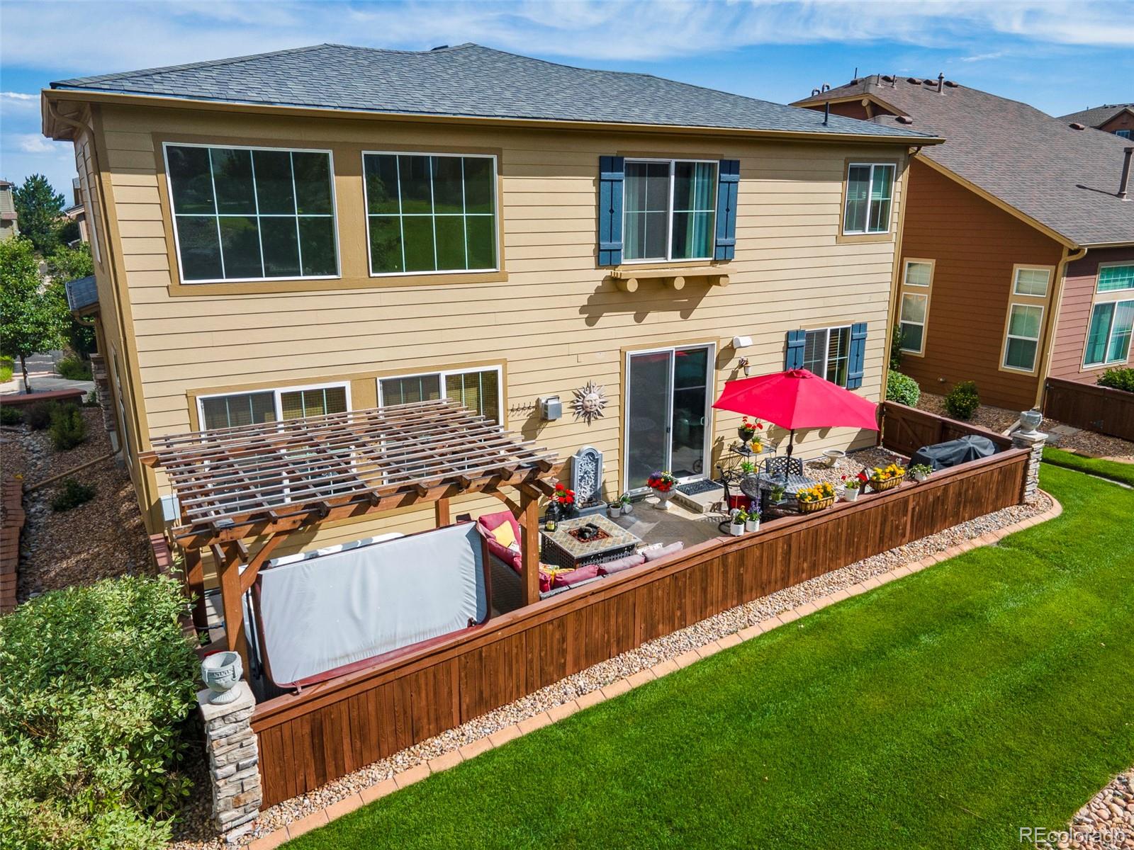 10538 Ashfield Street