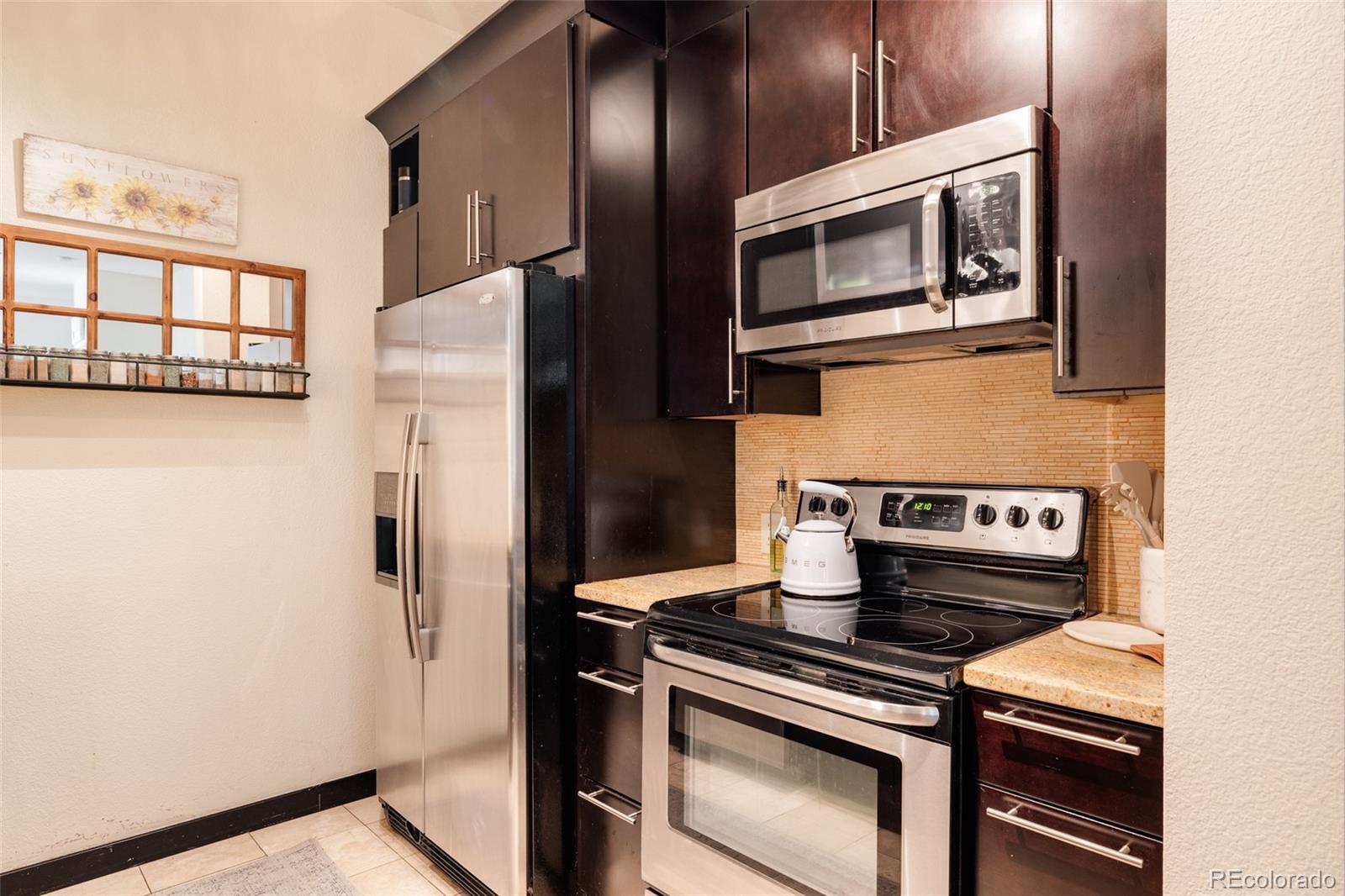 3249 W Fairview Place Unit: 111