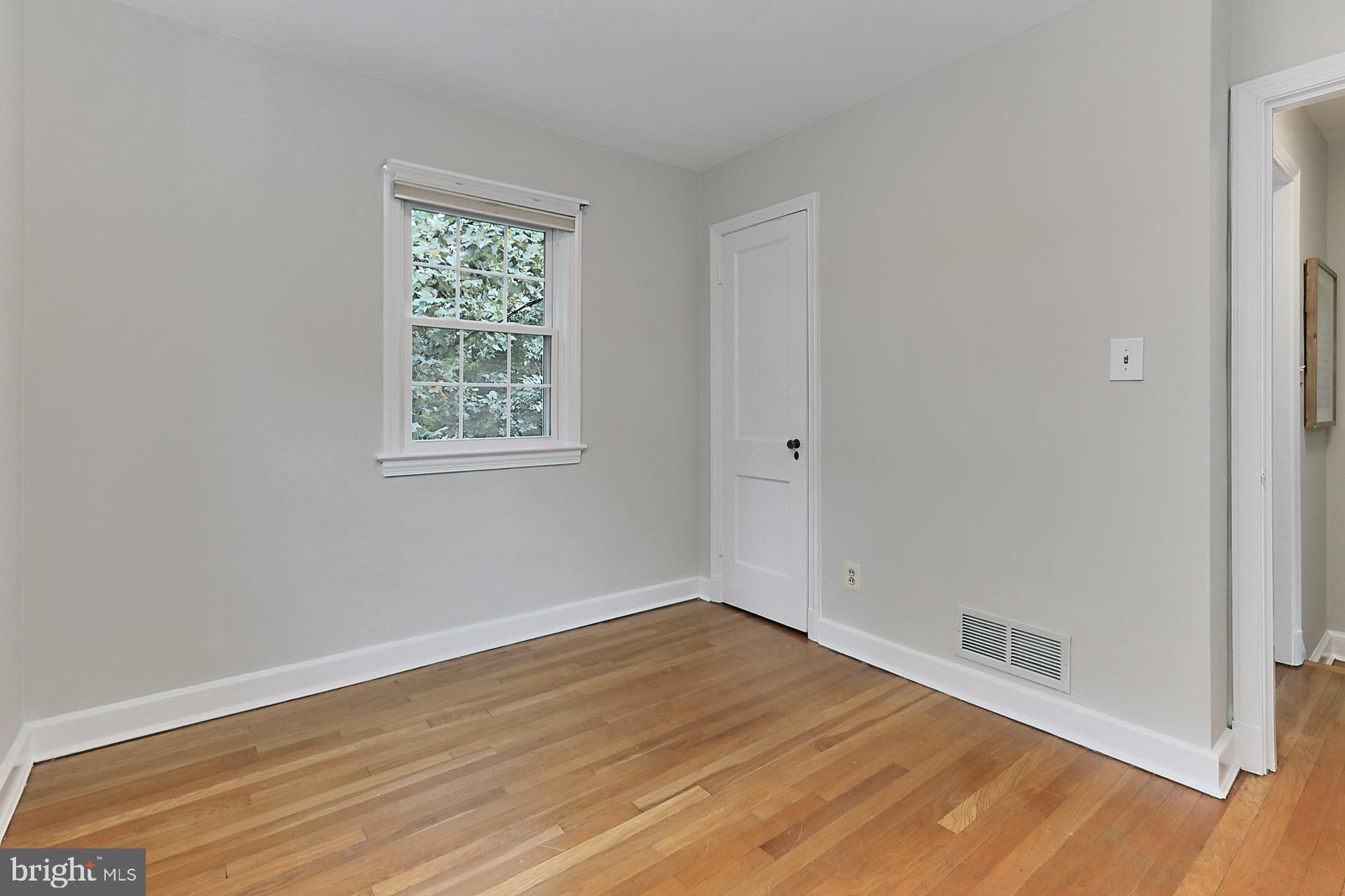 504 26th Rd S