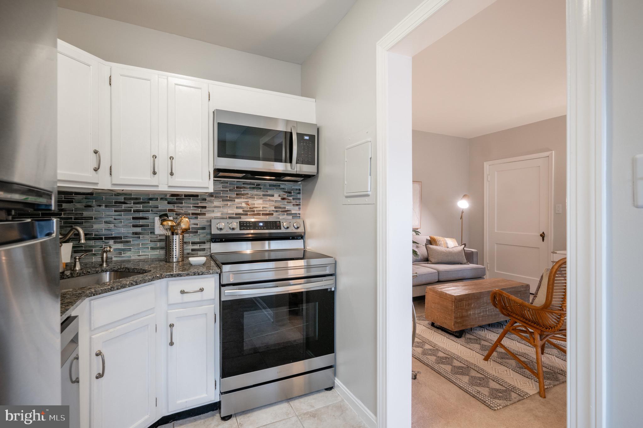 1902 N Rhodes St #66