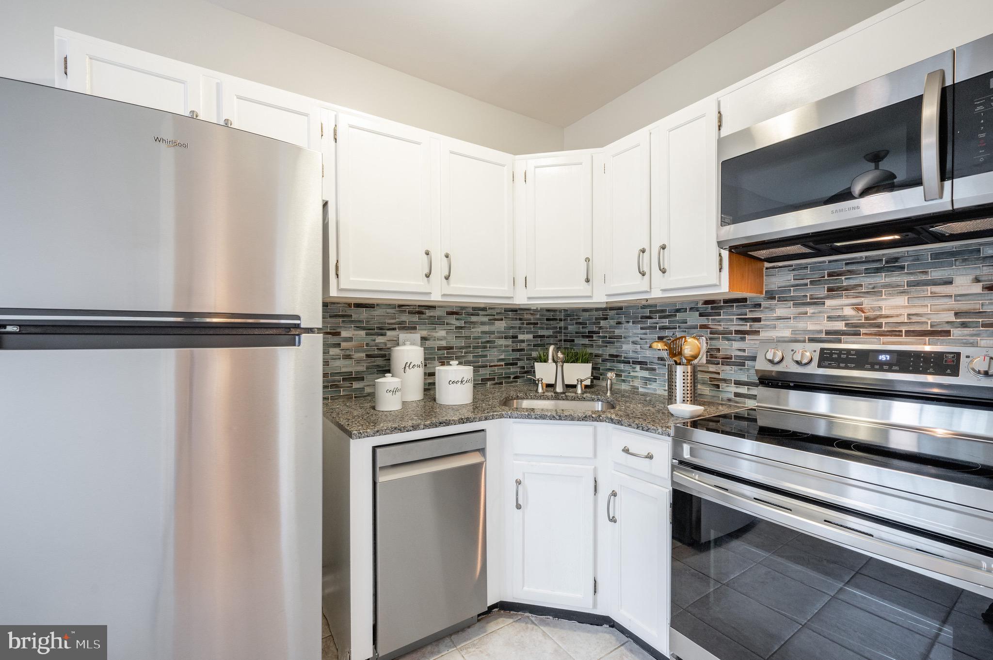 1902 N Rhodes St #66