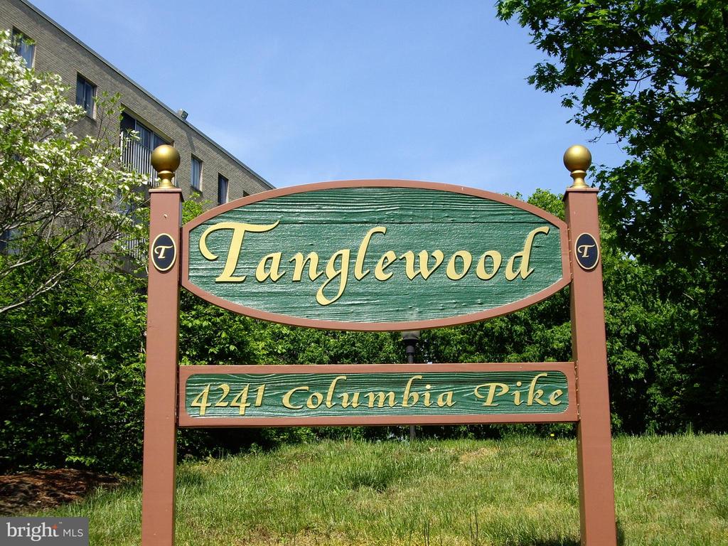 4241 COLUMBIA PIKE Unit: 408