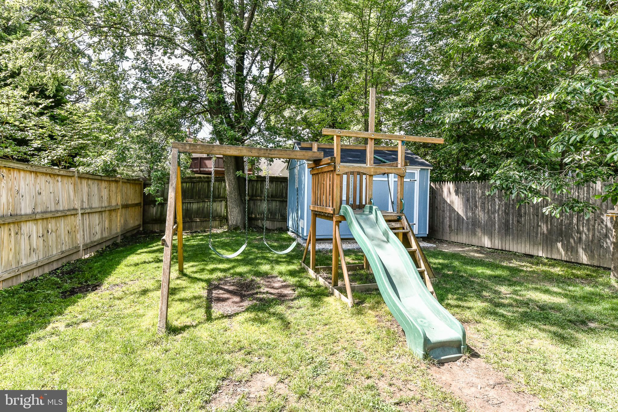 1033 S EDISON STREET