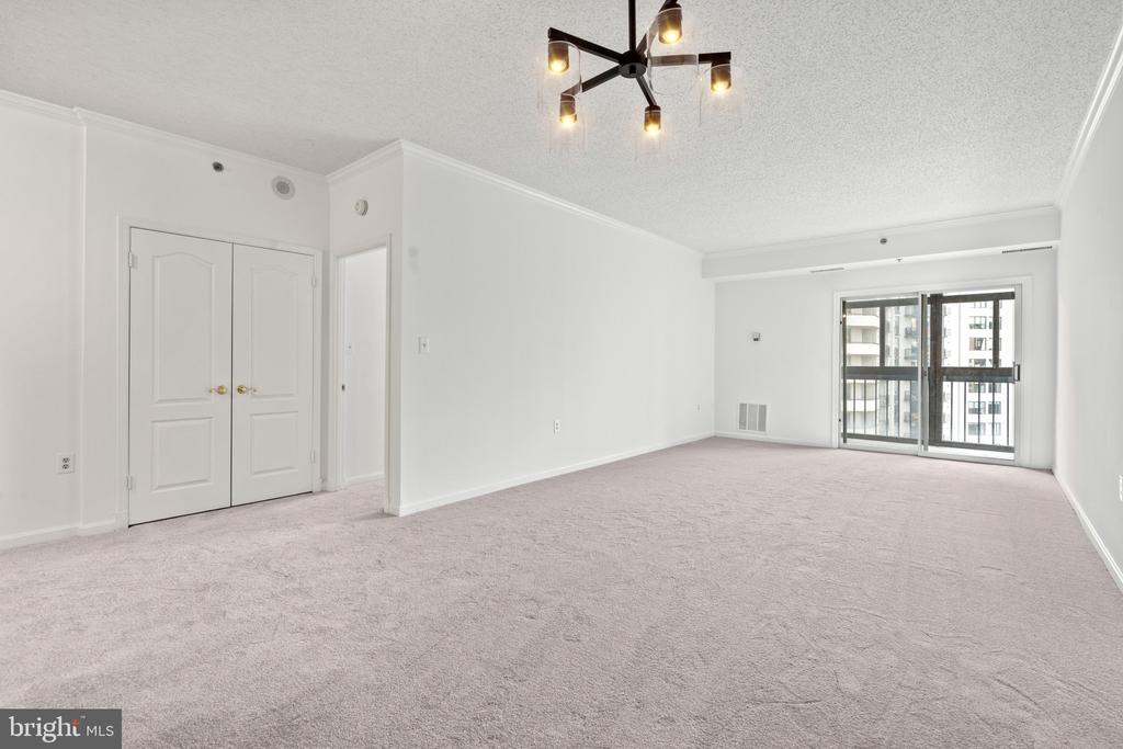 1211 S EADS STREET 1009