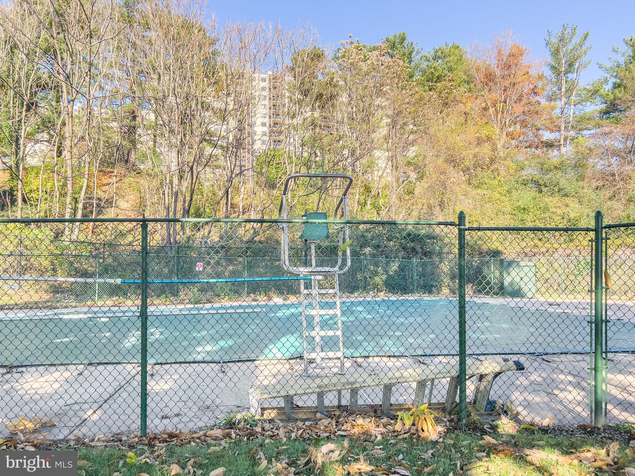 6135 Edsall ROAD Unit: M