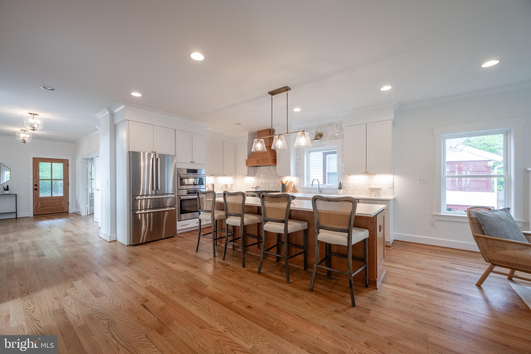 317 E Howell AVENUE