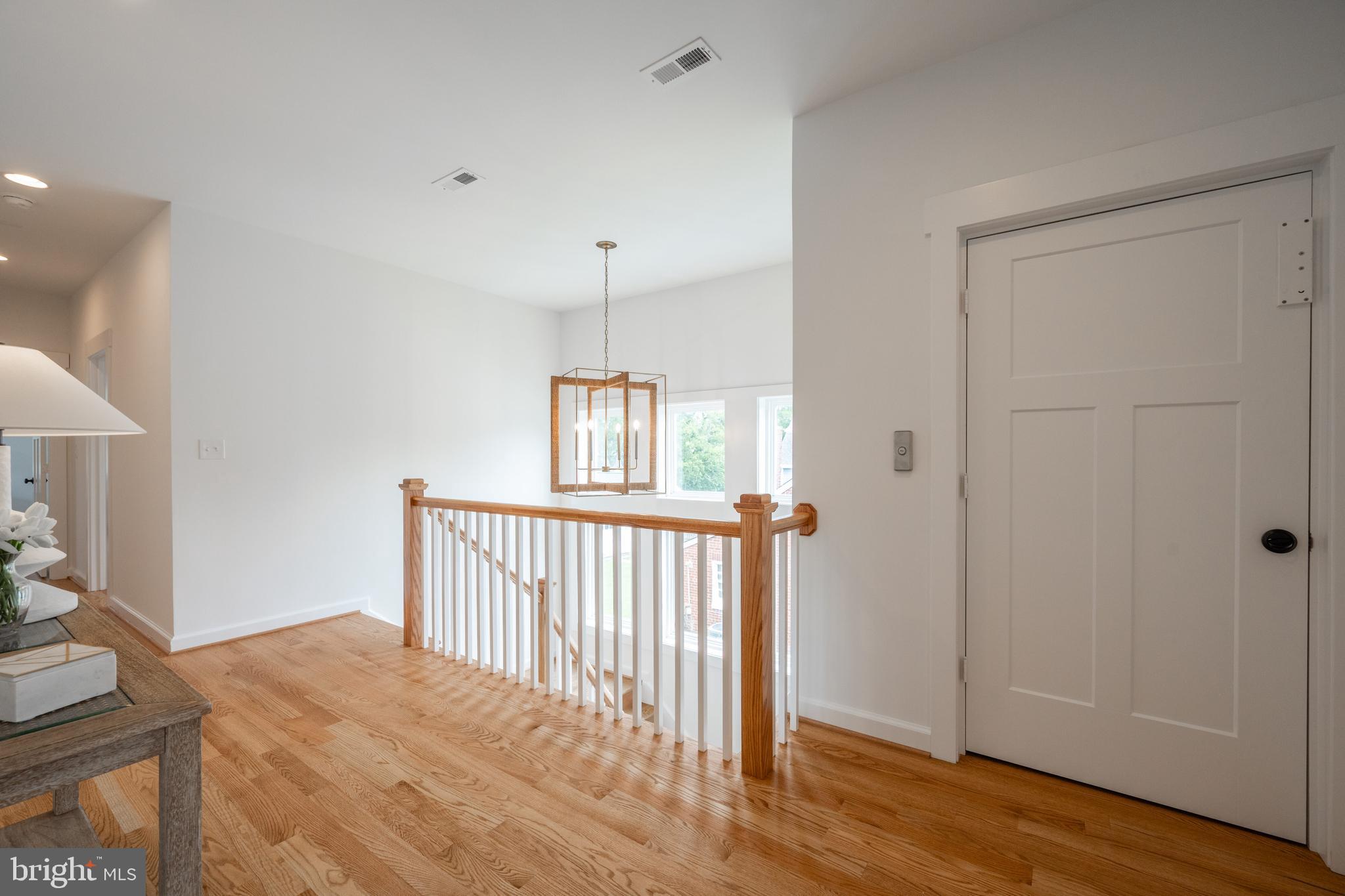 317 E Howell AVENUE