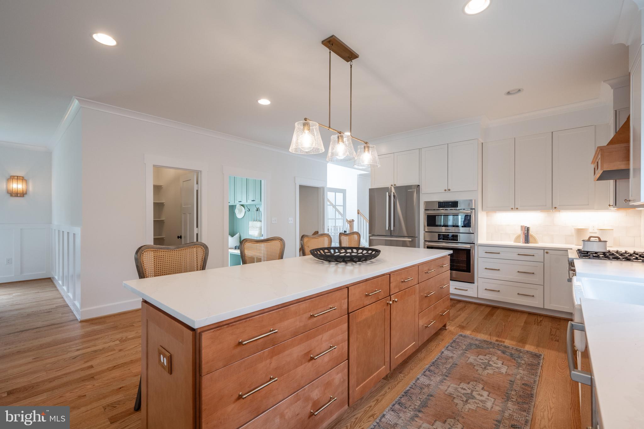 317 E Howell AVENUE