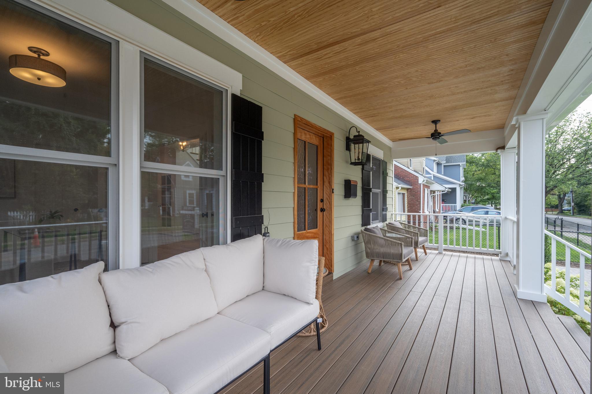 317 E Howell AVENUE