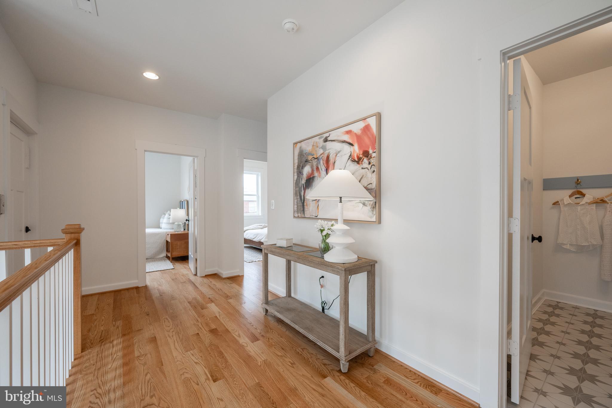 317 E Howell AVENUE