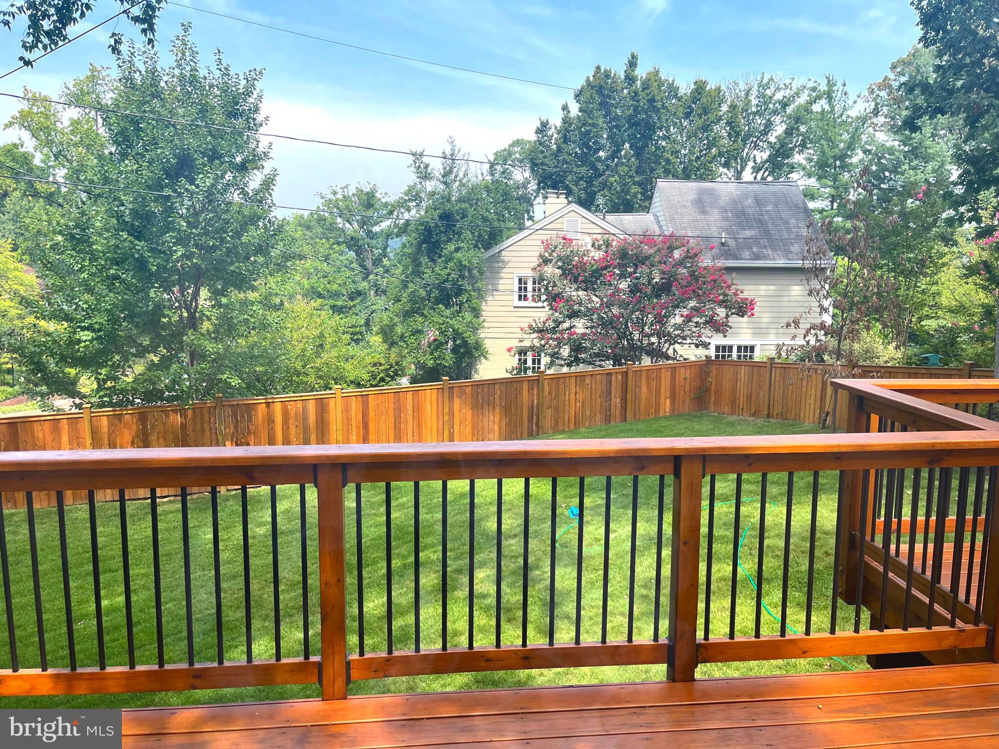 519 N Overlook DRIVE