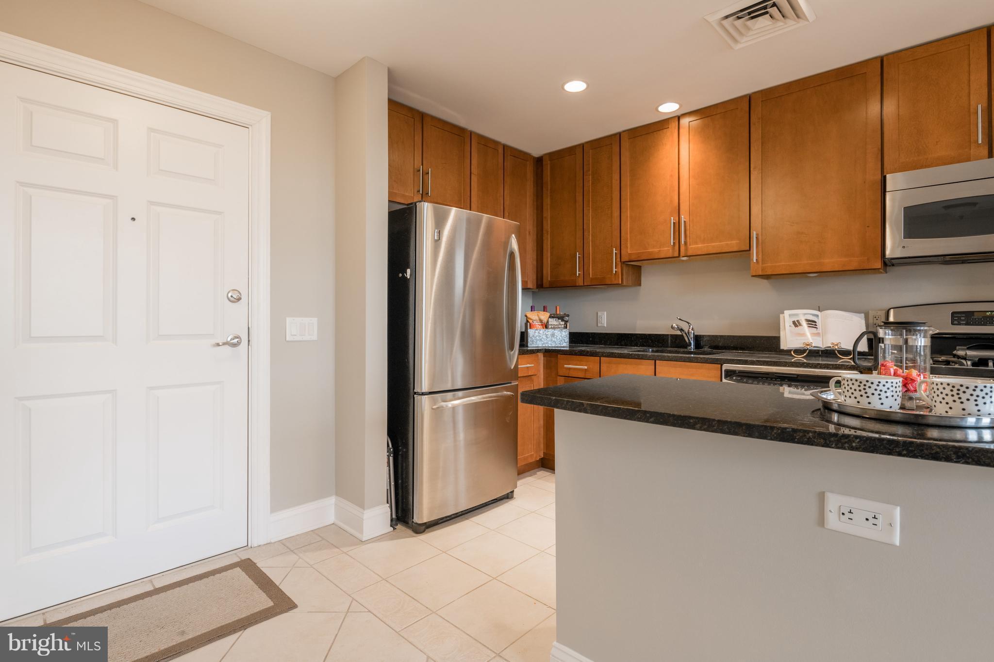 525 Fayette STREET N Unit: 315