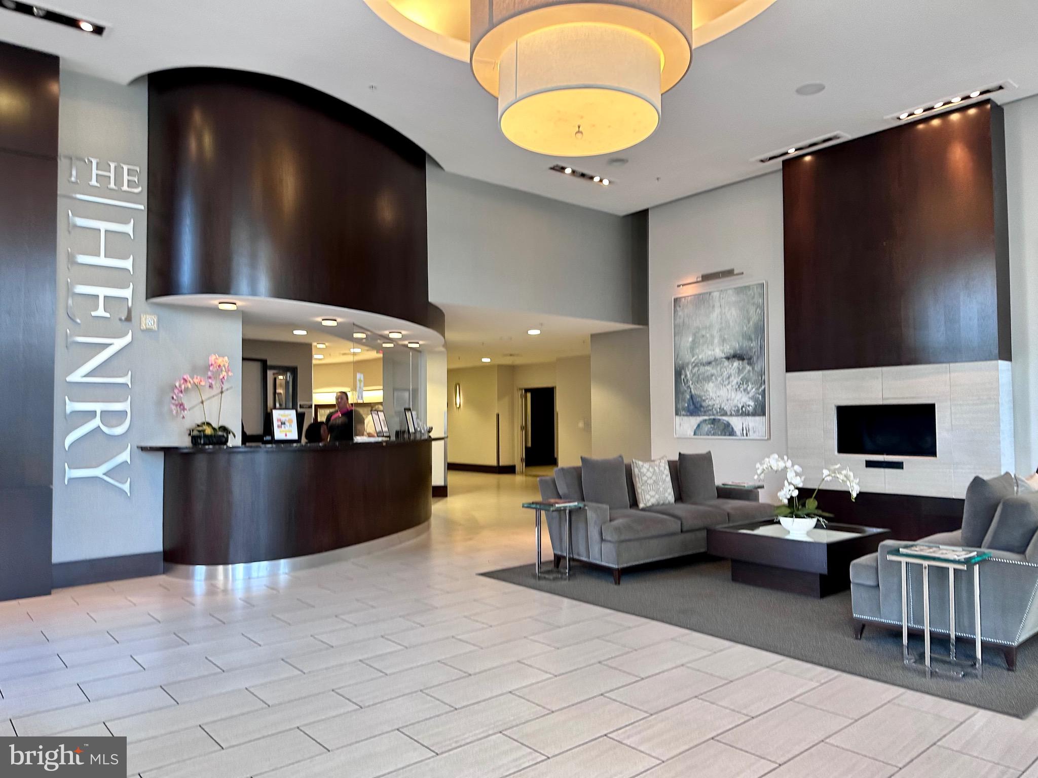 525 Fayette STREET N Unit: 315