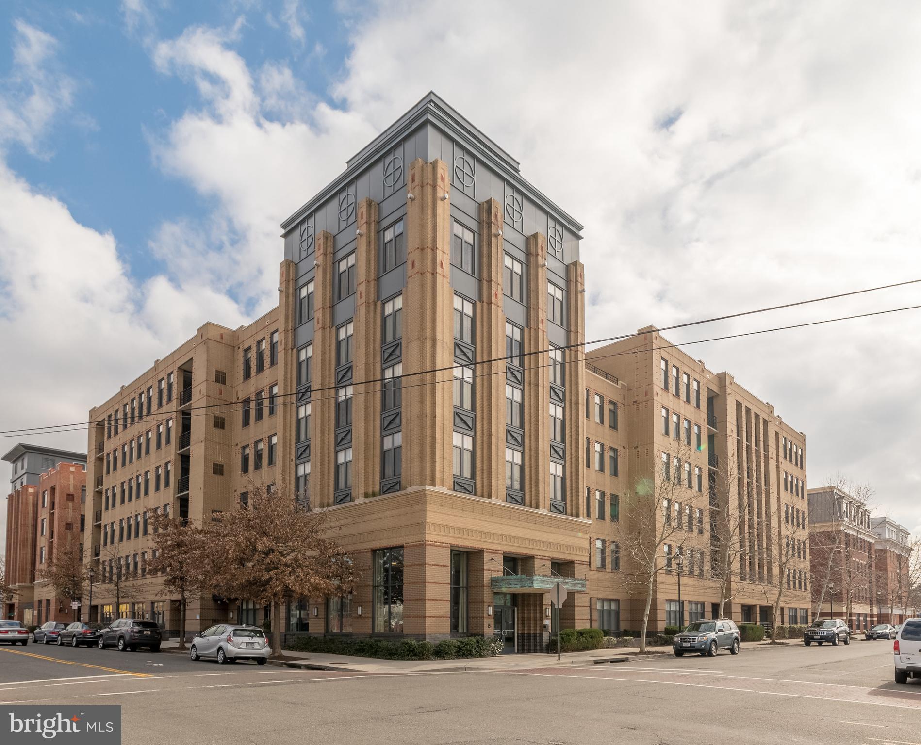 525 Fayette STREET N Unit: 315
