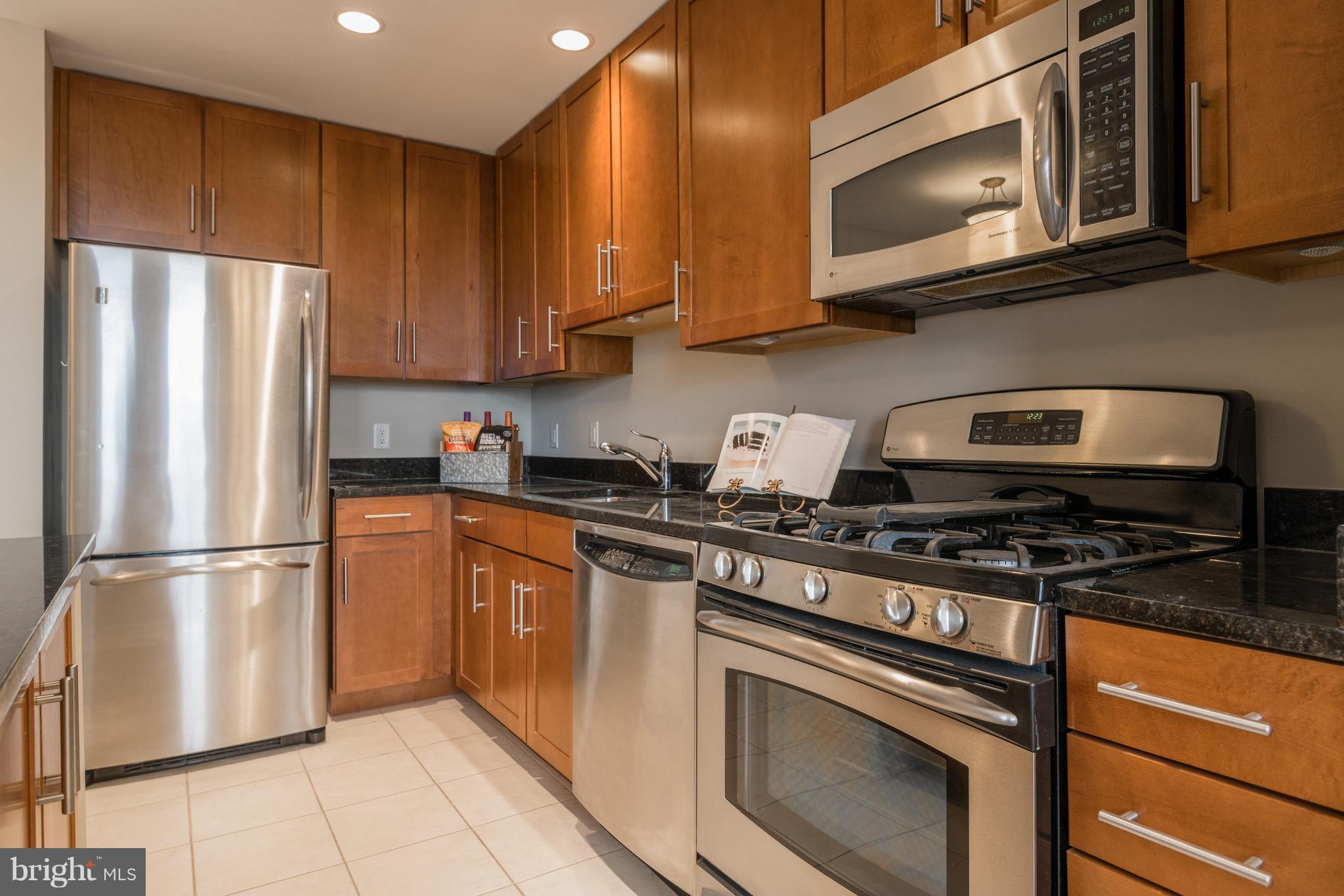 525 Fayette STREET N Unit: 315