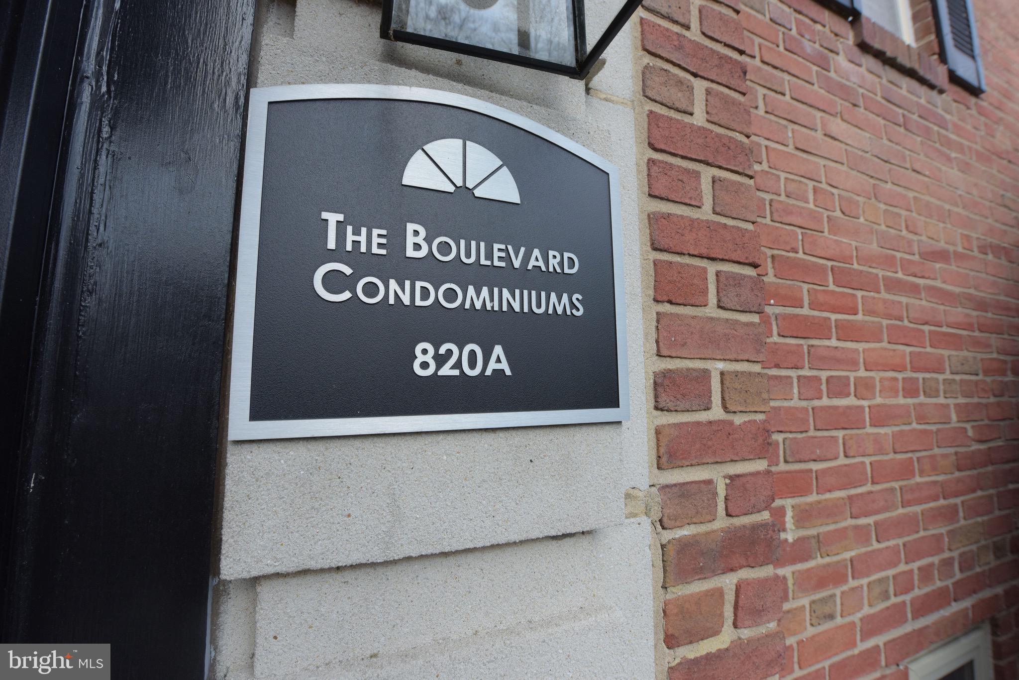 820 S Washington STREET Unit: 327