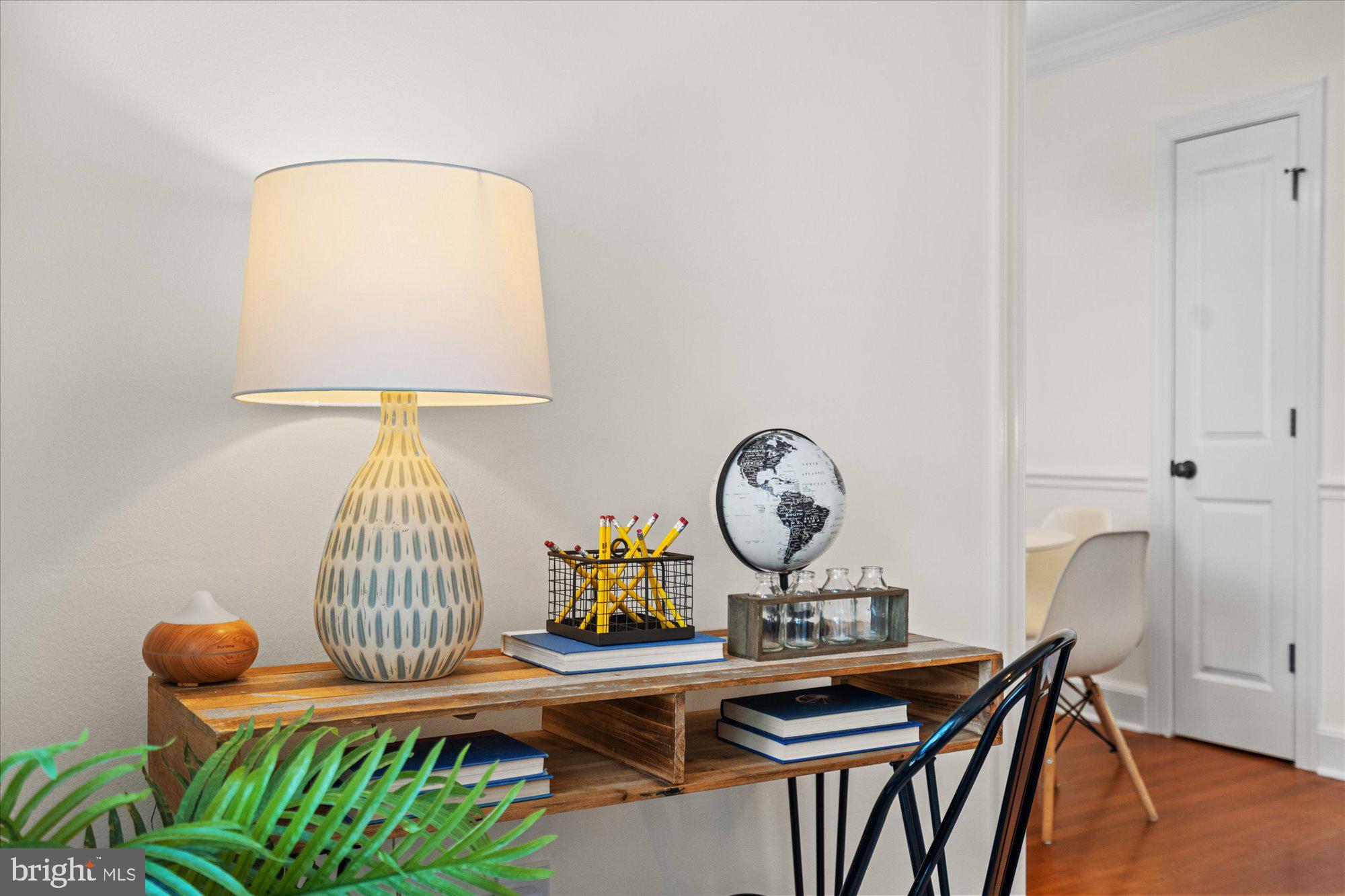 820 S Washington STREET Unit: 327