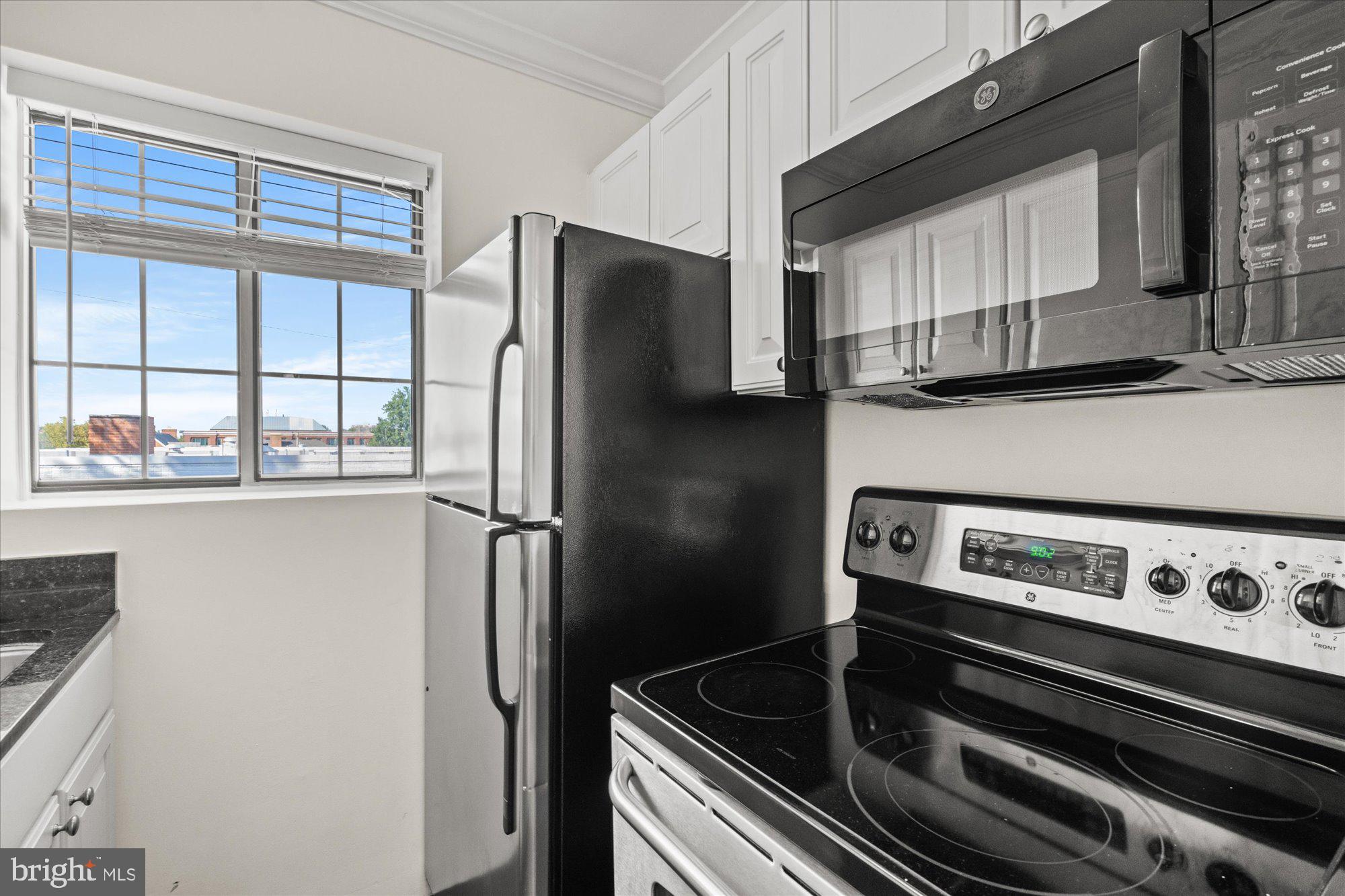 820 S Washington STREET Unit: 327