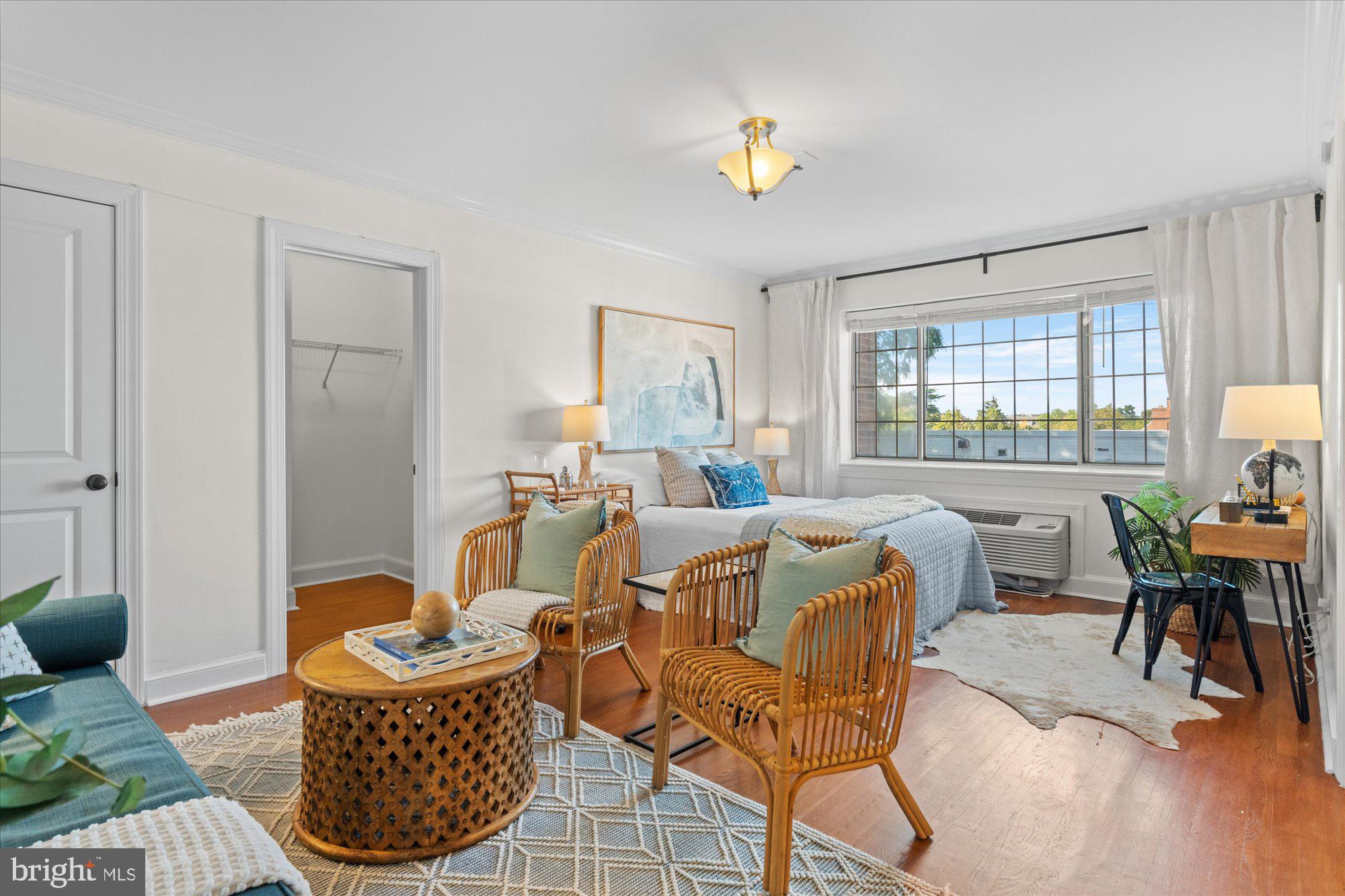 820 S Washington STREET Unit: 327