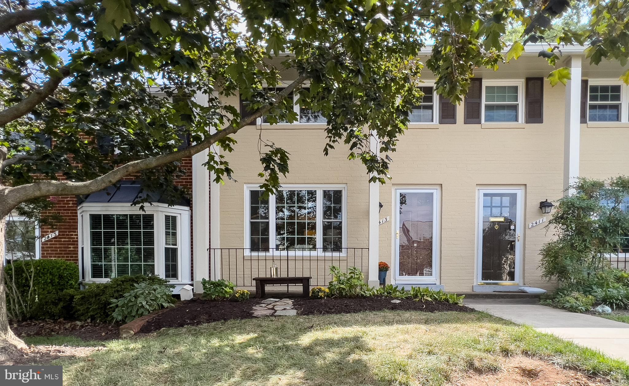 2413 N Dearing STREET