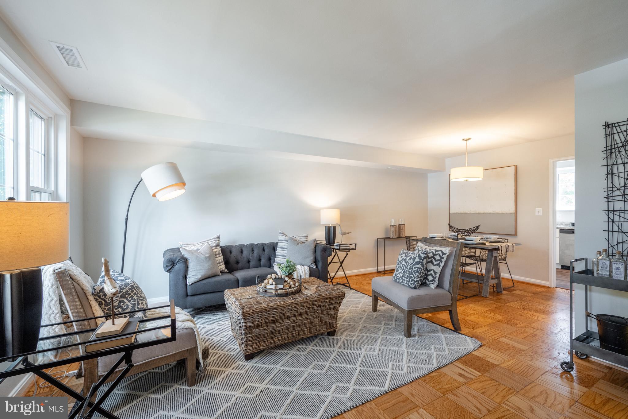 2413 N Dearing STREET