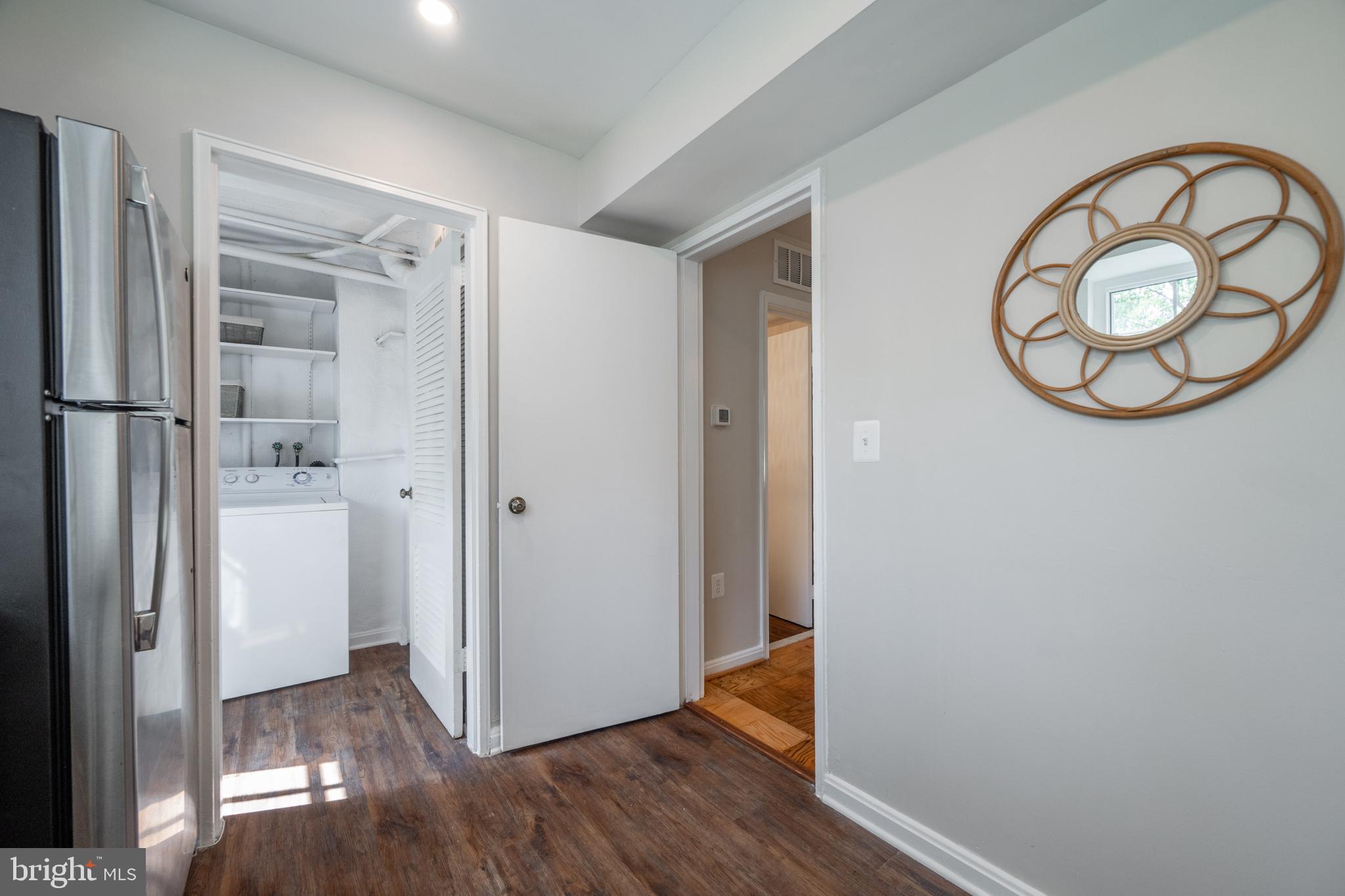 2413 N Dearing STREET