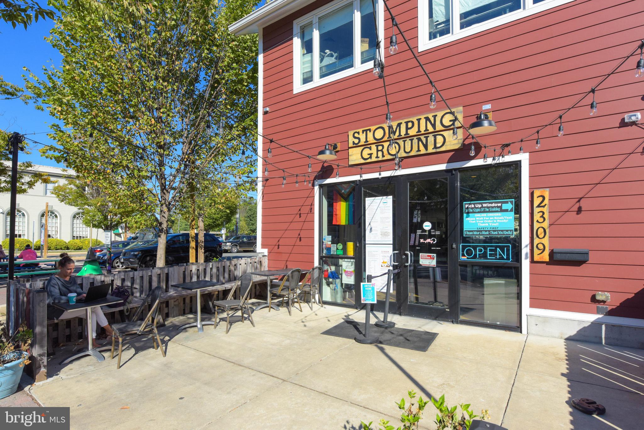 3405 Commonwealth AVENUE Unit: C
