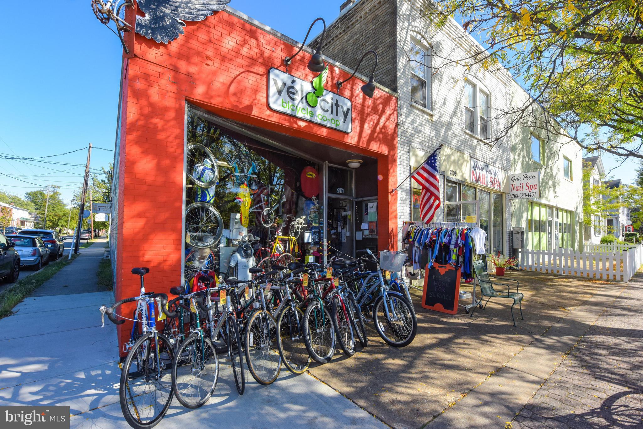 3405 Commonwealth AVENUE Unit: C