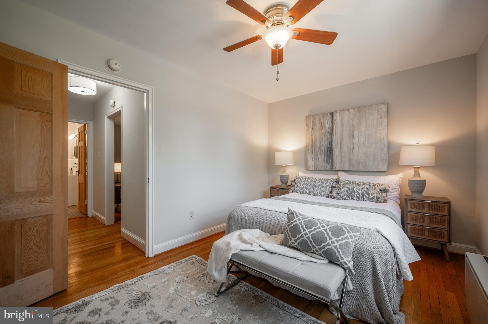 3405 Commonwealth AVENUE Unit: C