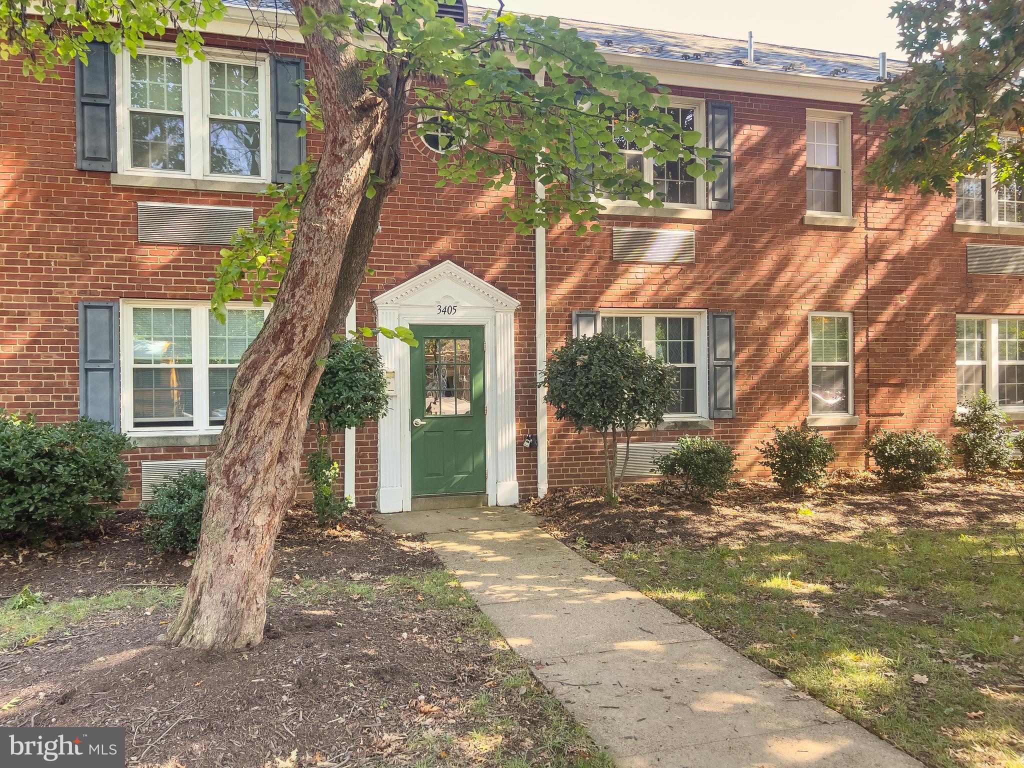 3405 Commonwealth AVENUE Unit: C