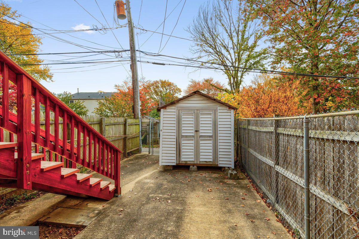 121 Wesmond Dr