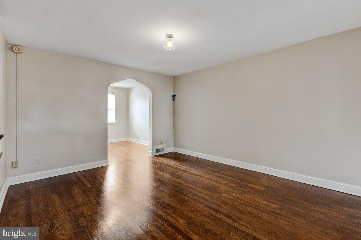 121 Wesmond Dr