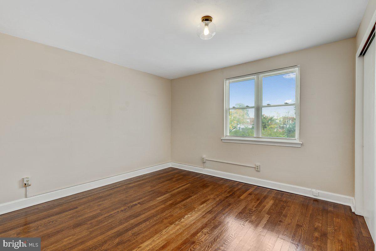 121 Wesmond Dr