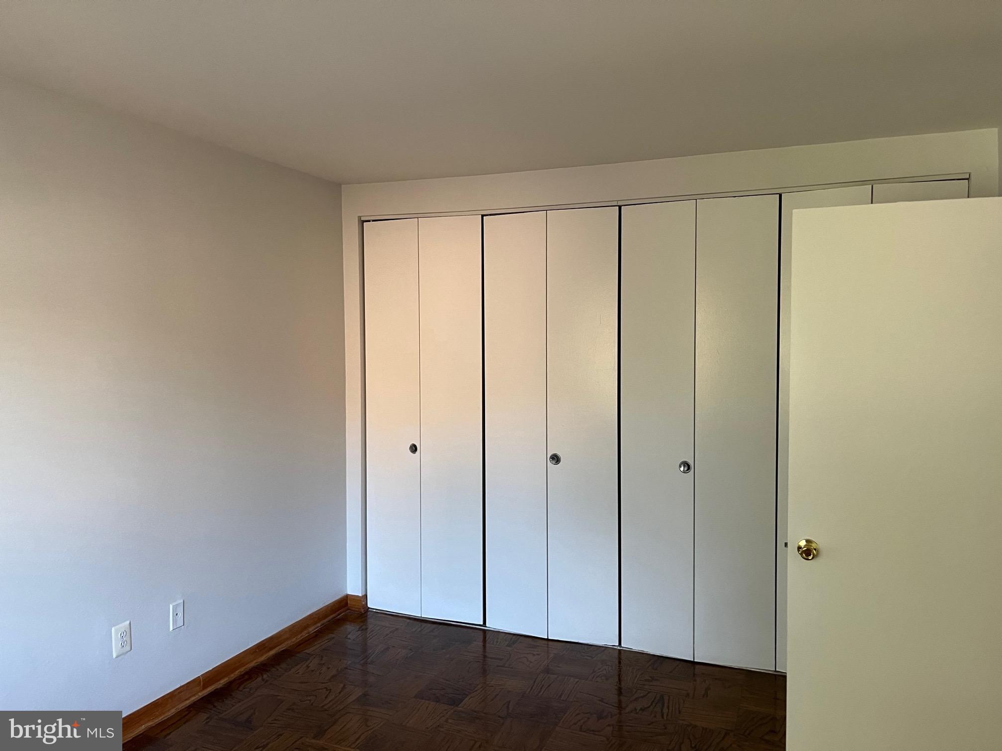 202 E Mason AVENUE Unit: 301