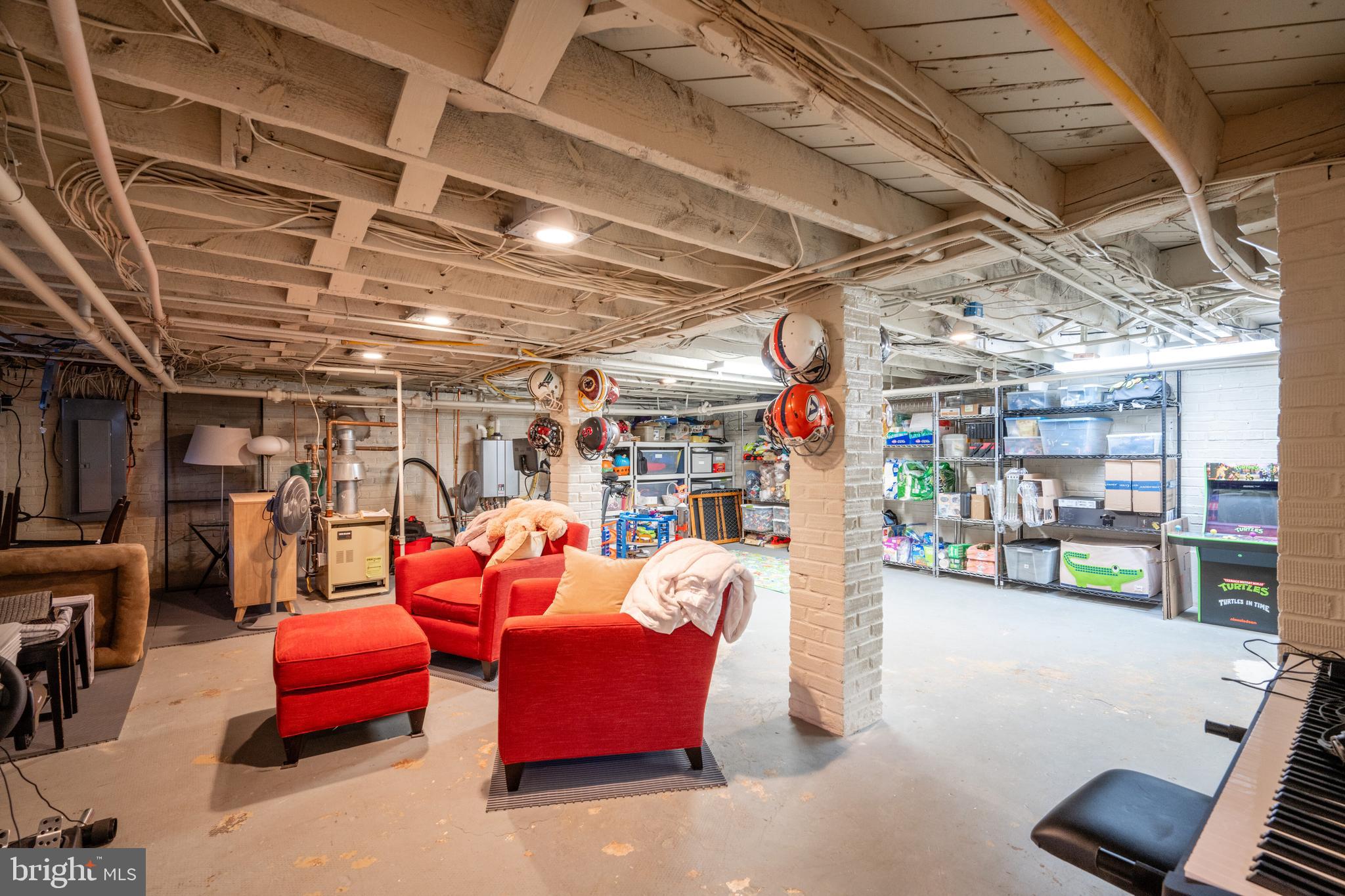 10 W Glendale AVENUE W