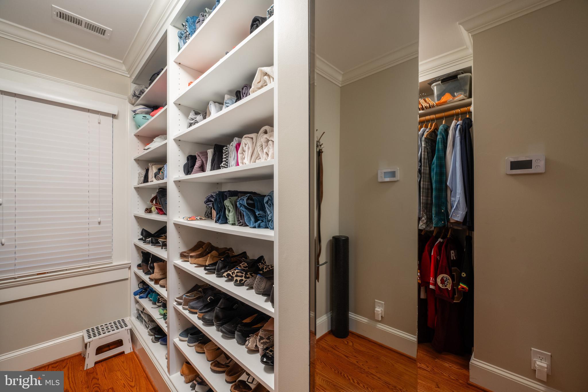 10 W Glendale AVENUE W