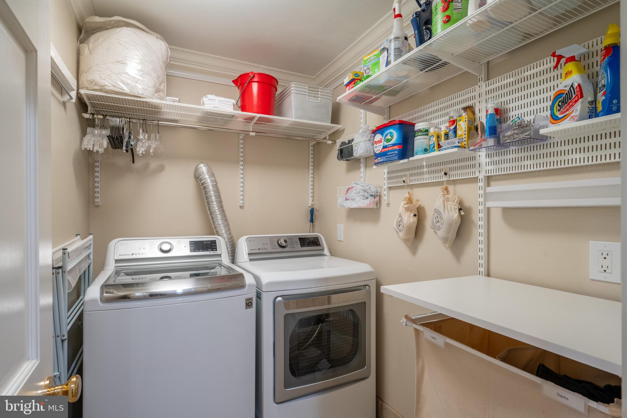 10 W Glendale AVENUE W