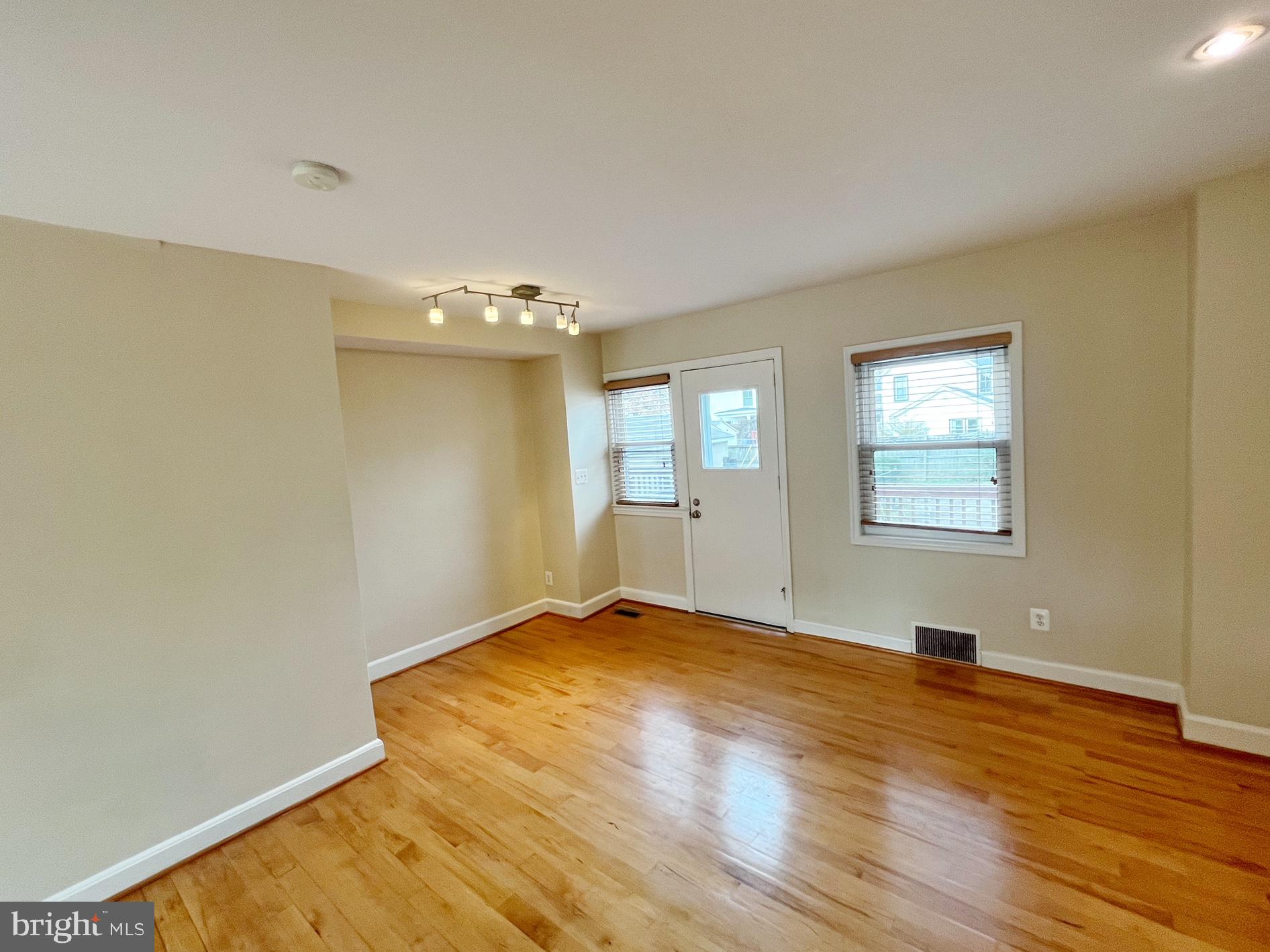 420 E Bellefonte AVENUE E