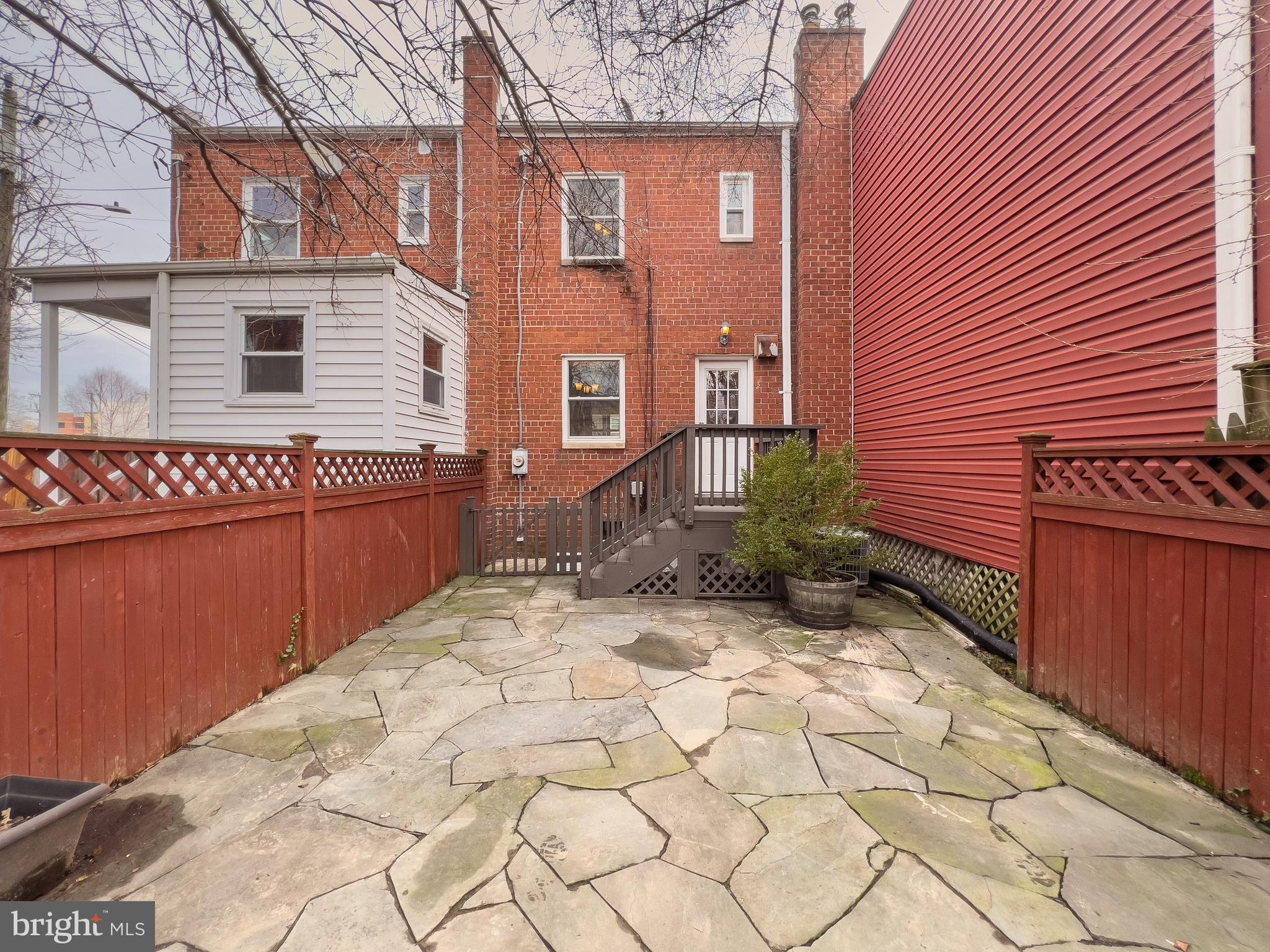 532 Duncan AVENUE