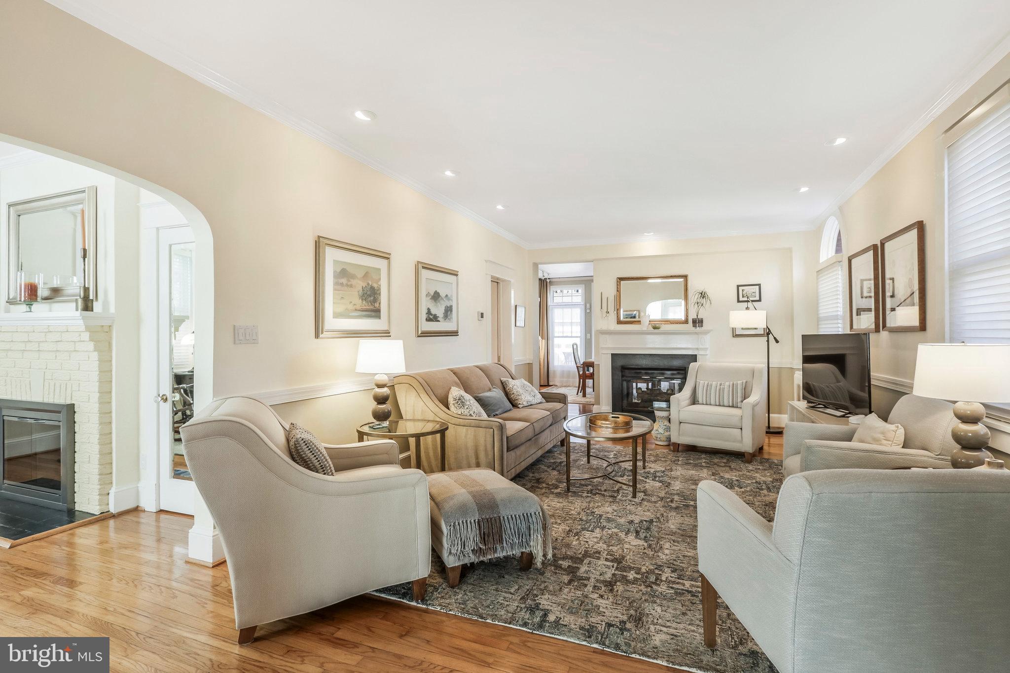 19 Cedar St
