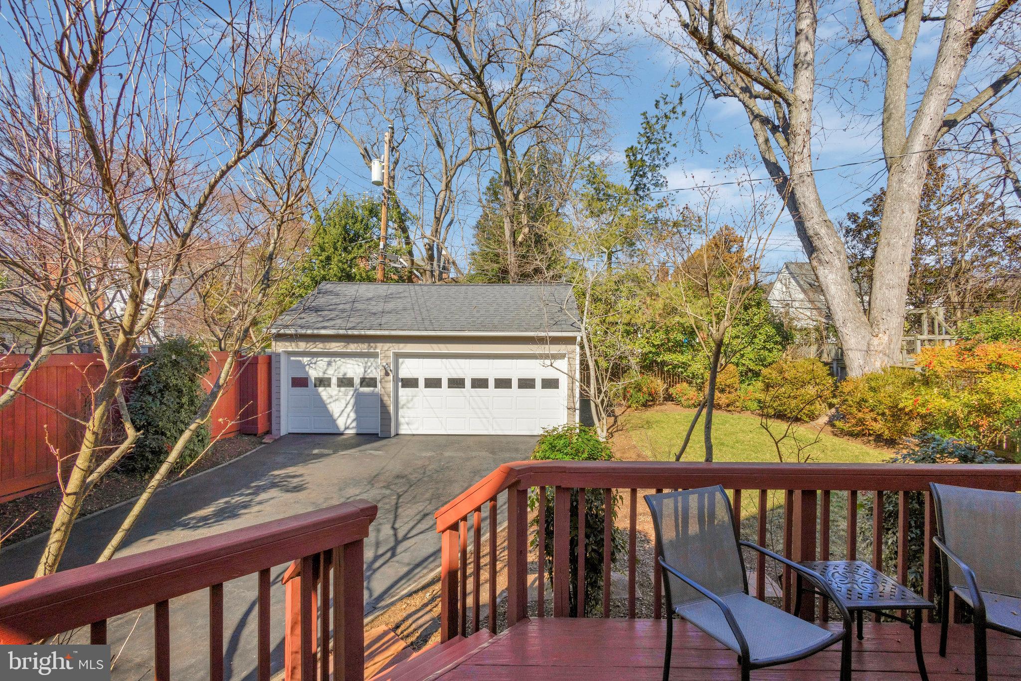 19 Cedar St