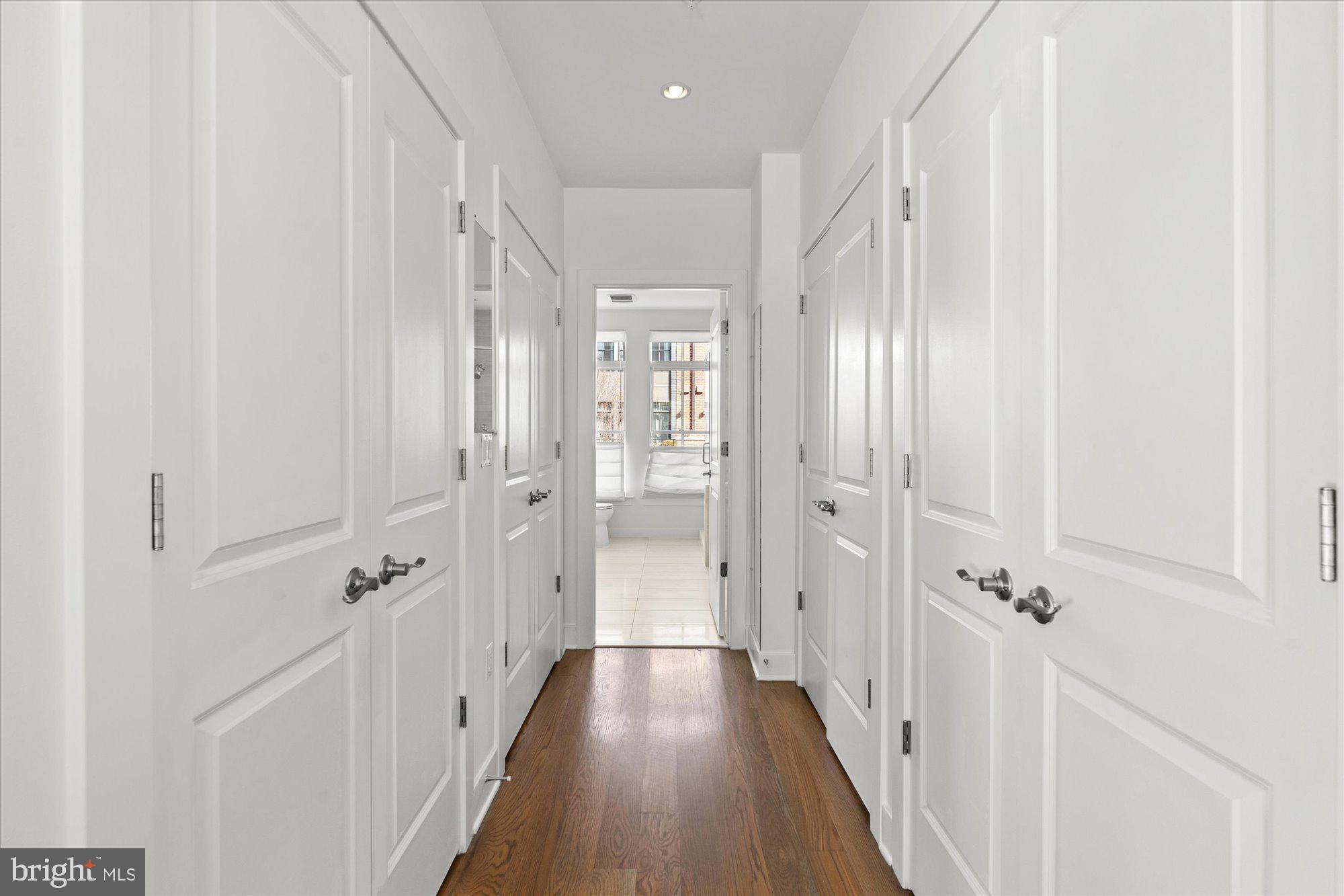 328 Third St