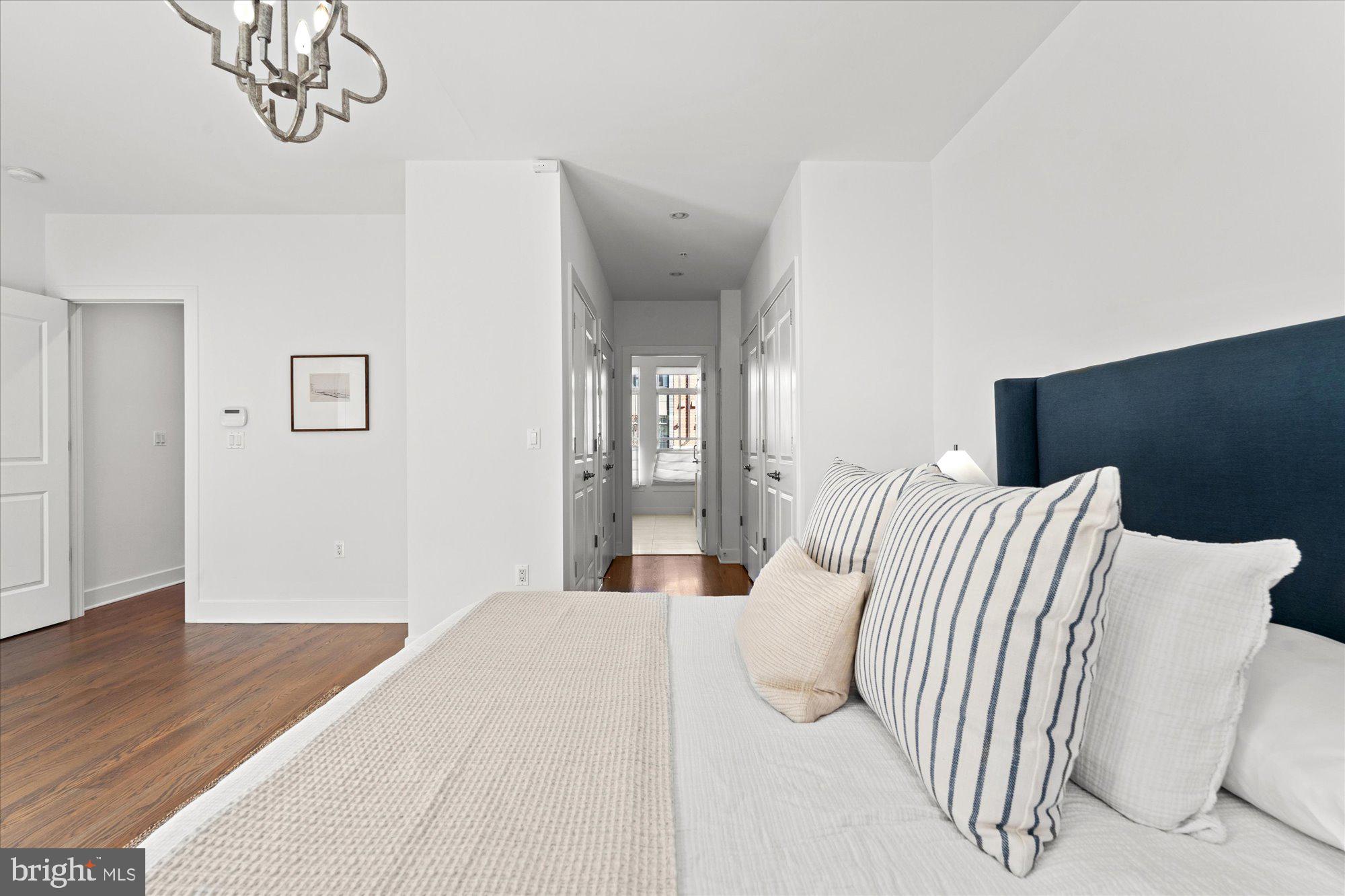328 Third St