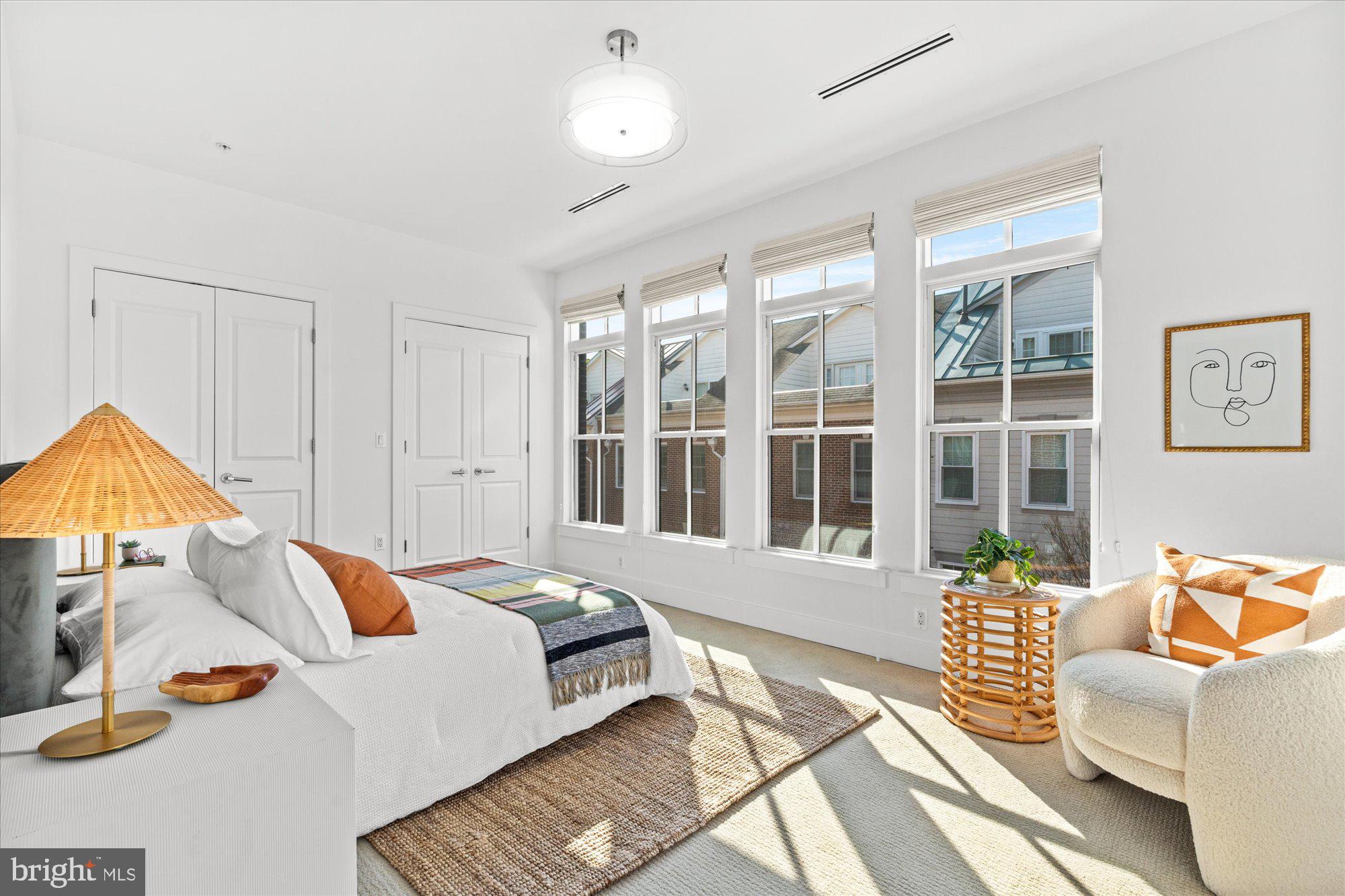 328 Third St