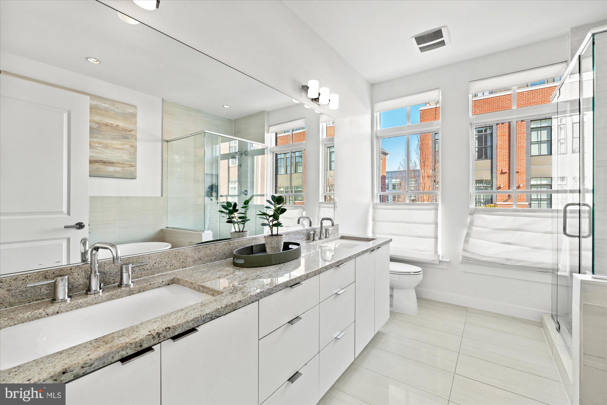 328 Third St