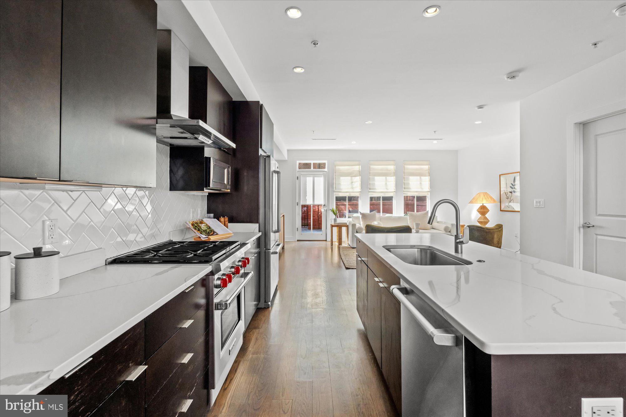 328 Third St